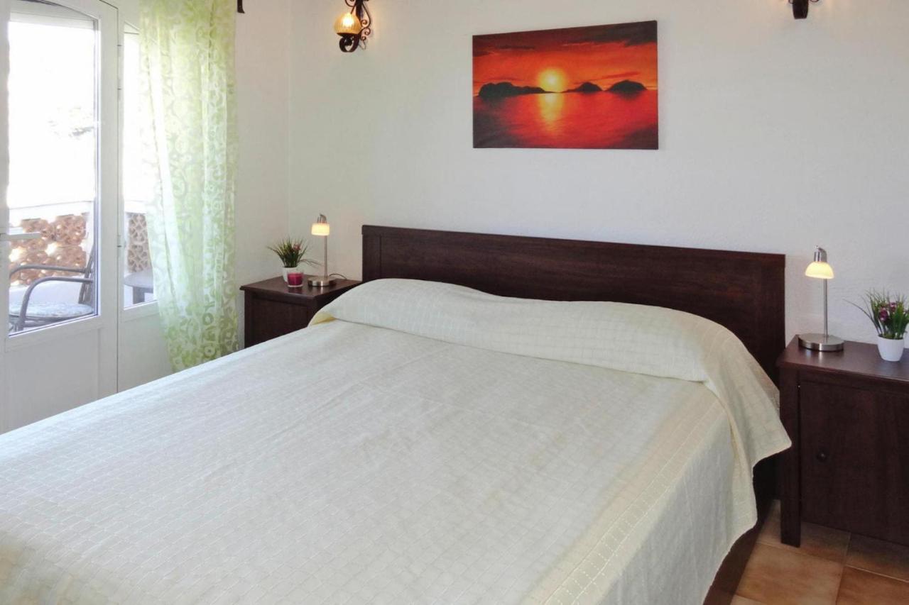 Casa vacanze Home, *